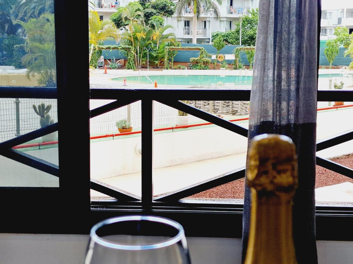 Luxury San Marino Apartment & Pool View Los Cristianos  Exterior foto