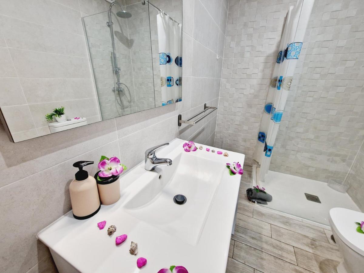Luxury San Marino Apartment & Pool View Los Cristianos  Exterior foto