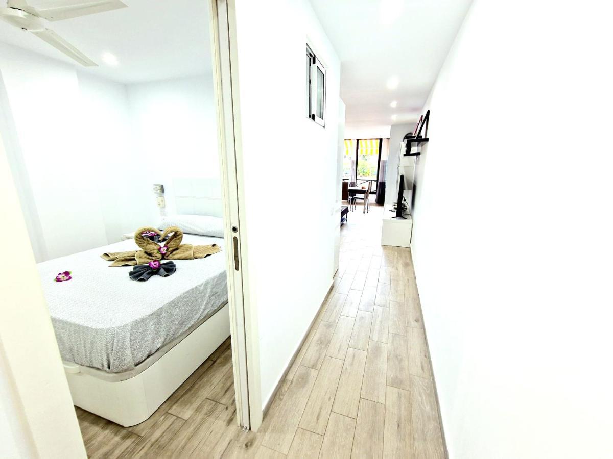 Luxury San Marino Apartment & Pool View Los Cristianos  Exterior foto
